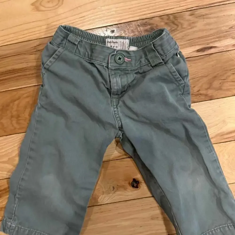OshKosh B'gosh Green Twill Capri Pants Size 3T
